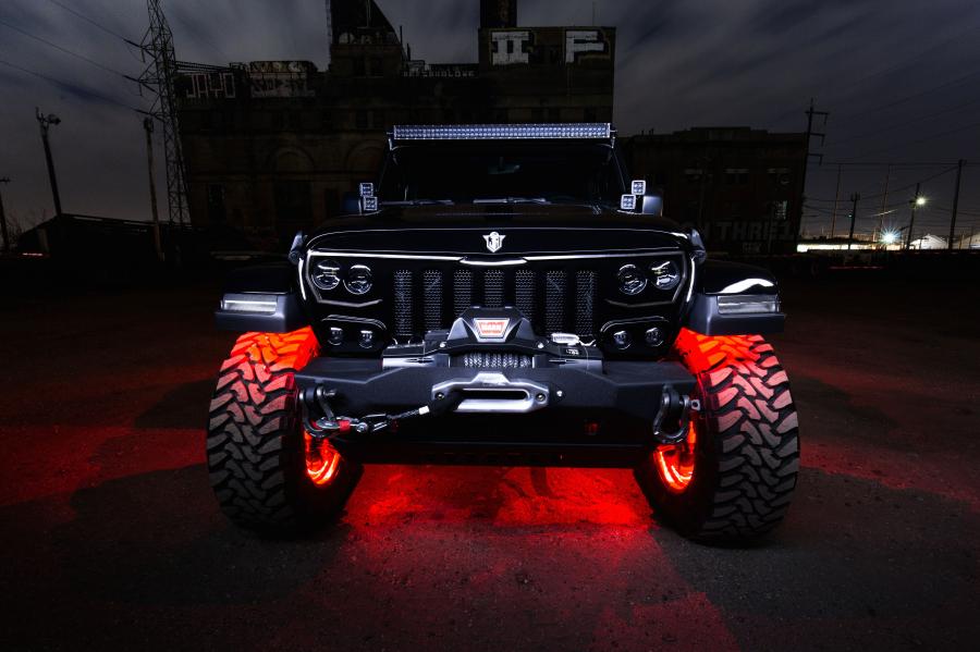  Jeep Wrangler Sahara by Oracle Lighting 2019 года  (фото 3 из 9)